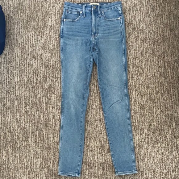 Madewell 10" High-Rise Skinny Jeans in Annapolis Wash - Picture 1 of 3